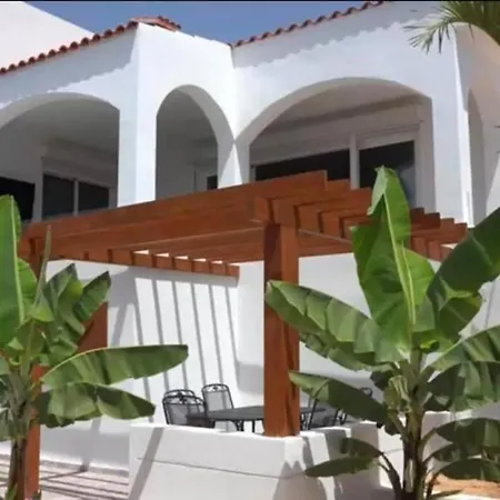 Gezellige Met Prachtig Zicht En Zwembad Villa *